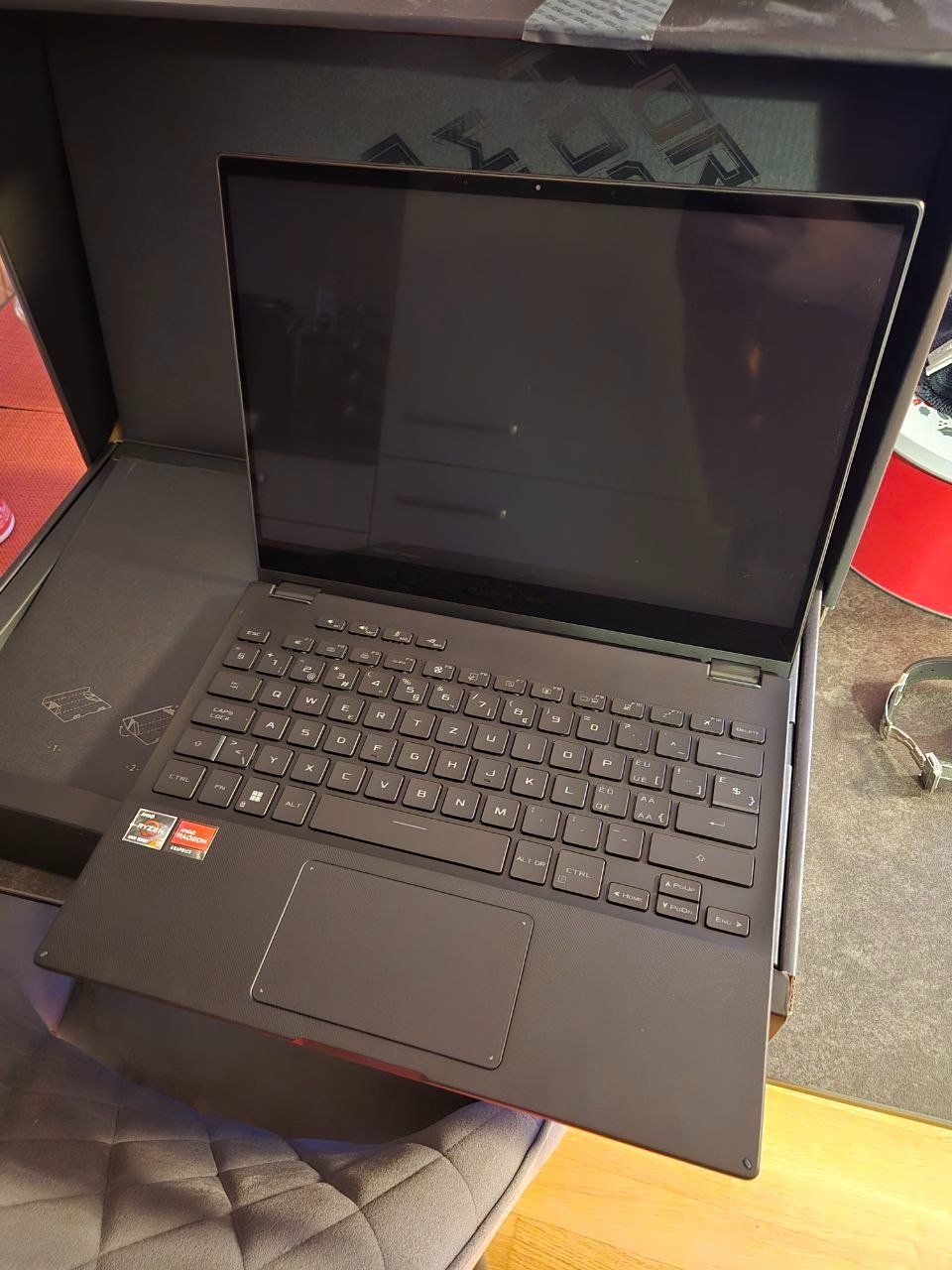 Neuer ASUS ROG Flow X13 Touch AMD Ryzen 9 32GB Ram - Image 1