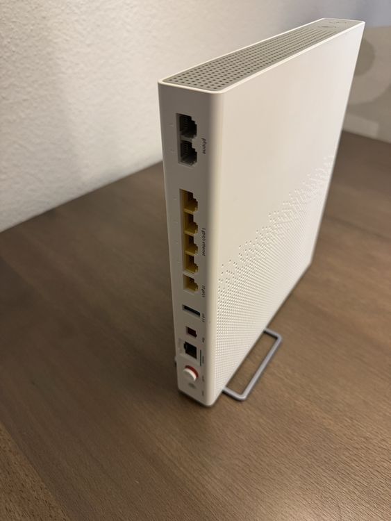 Swisscom Internet-Box 4 (fibra ottica) - Buono stato. - Image 2