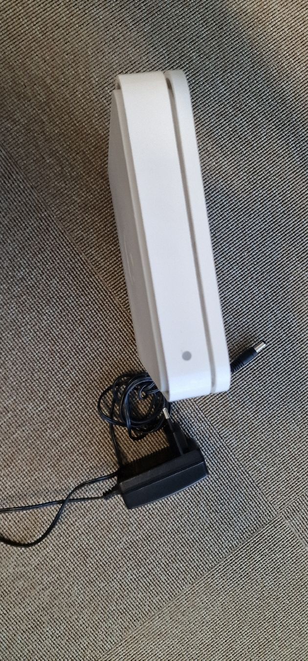 Apple Airport Extreme Base Station A1408 - Image 3