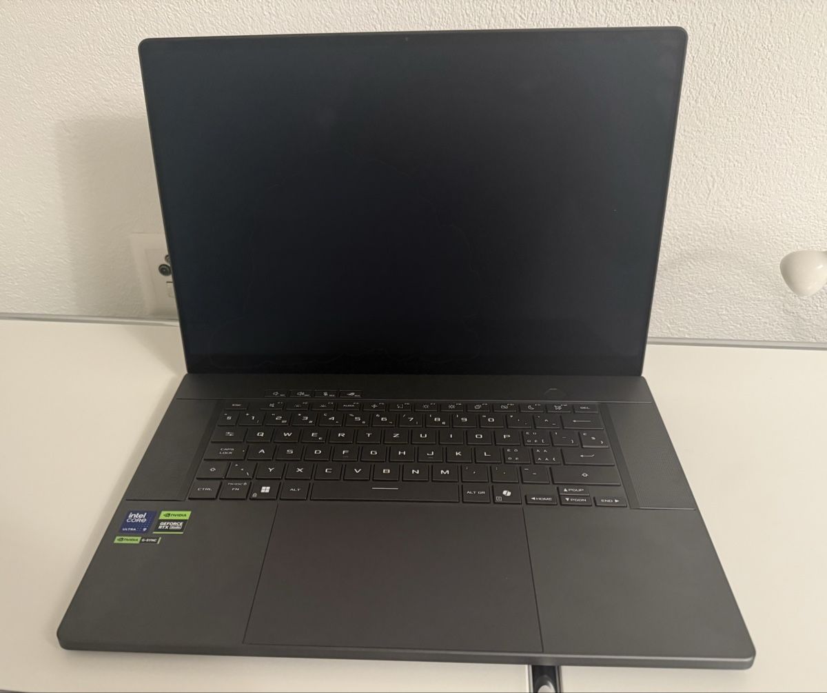 Asus Zephyrus G16 NUOVO - Image 1