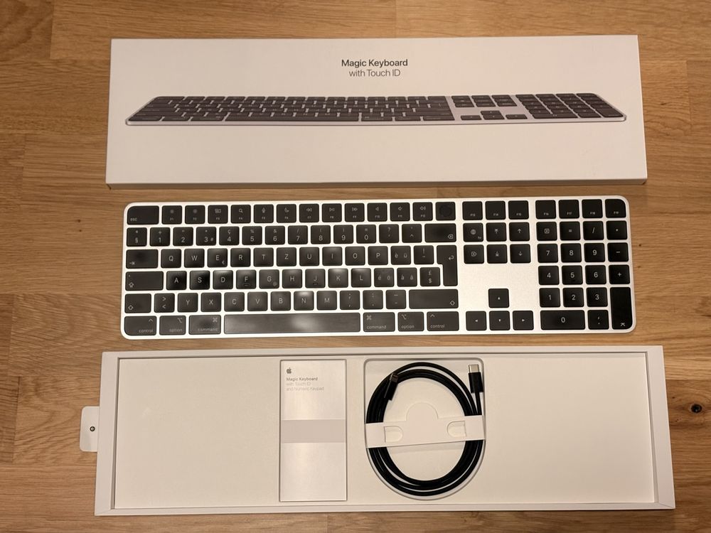 Apple Magic Keyboard Touch ID con confezione originale, CH