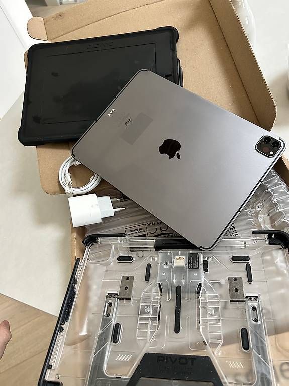 iPad Pro 3a generazione 11" WiFi+cellular 256GB - Image 3