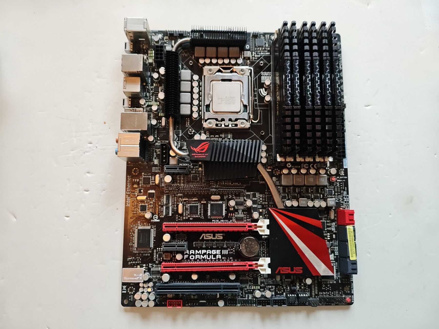 Intel i7 990x 24GB DDR3 . Rampage 3 Formula - Image 1