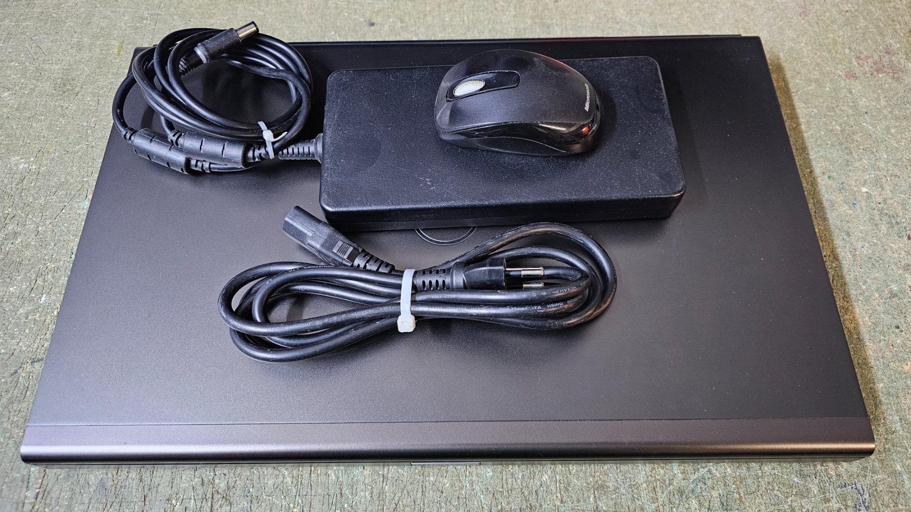 Dell Precision M6800 - Image 3