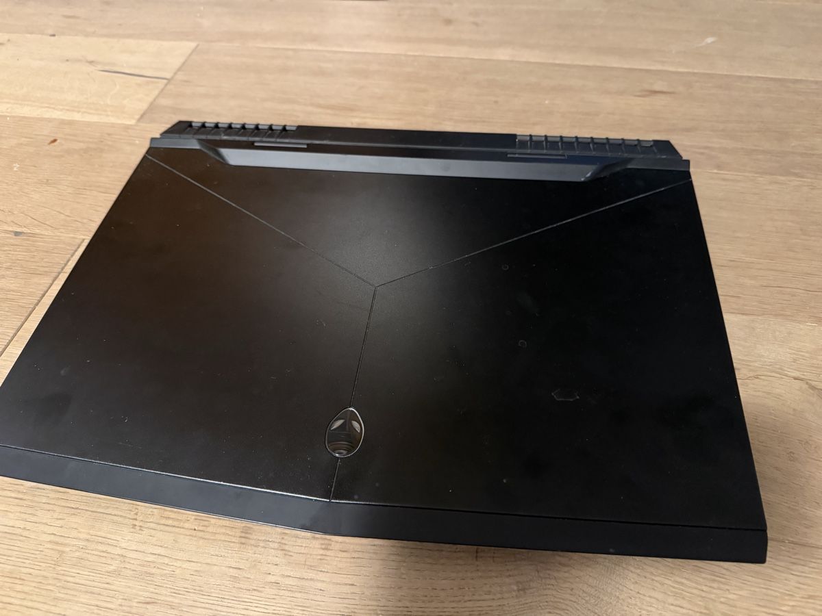 Laptop Alienware 17 R5 - senza disco rigido, senza batteria - Image 3