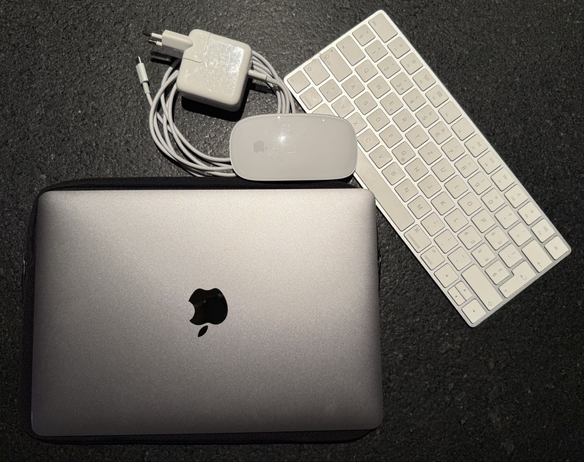 MacBook Air 12“ (2016) con accessori - Ottimo stato! - Image 1