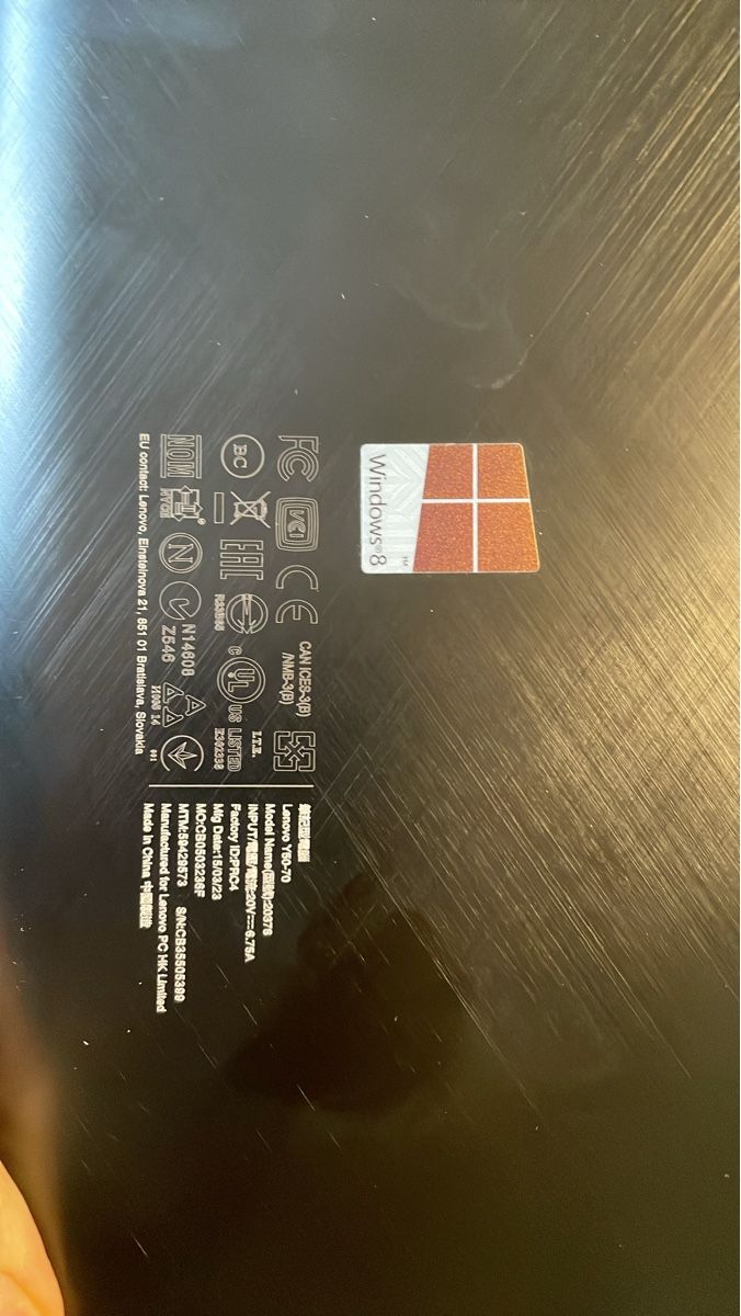 Lenovo Y60-70 Portatile - Image 3