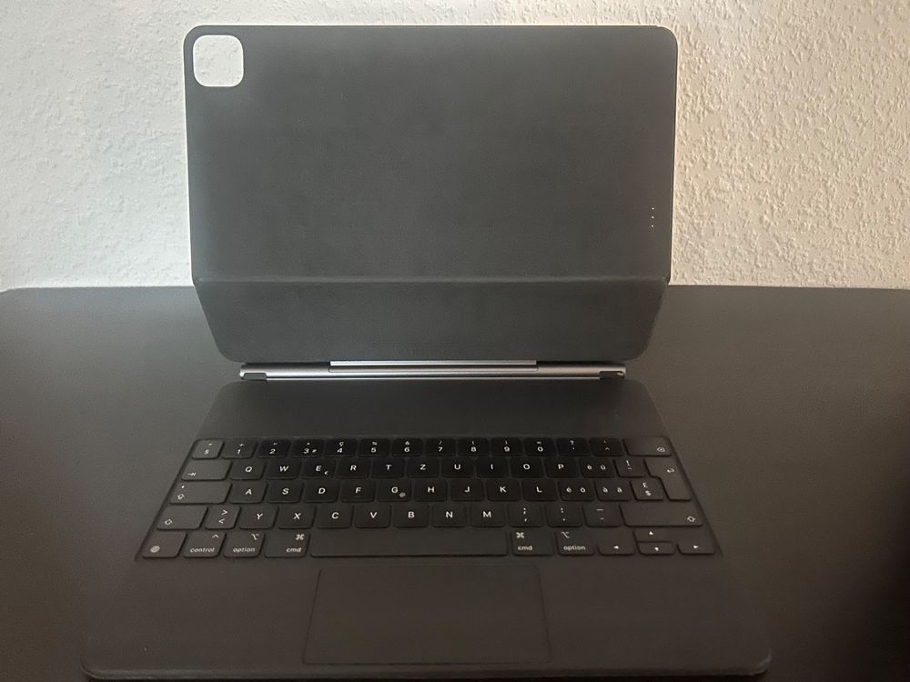 APPLE Magic Keyboard 12.9 C – Tipo QWERTZ (25102855)