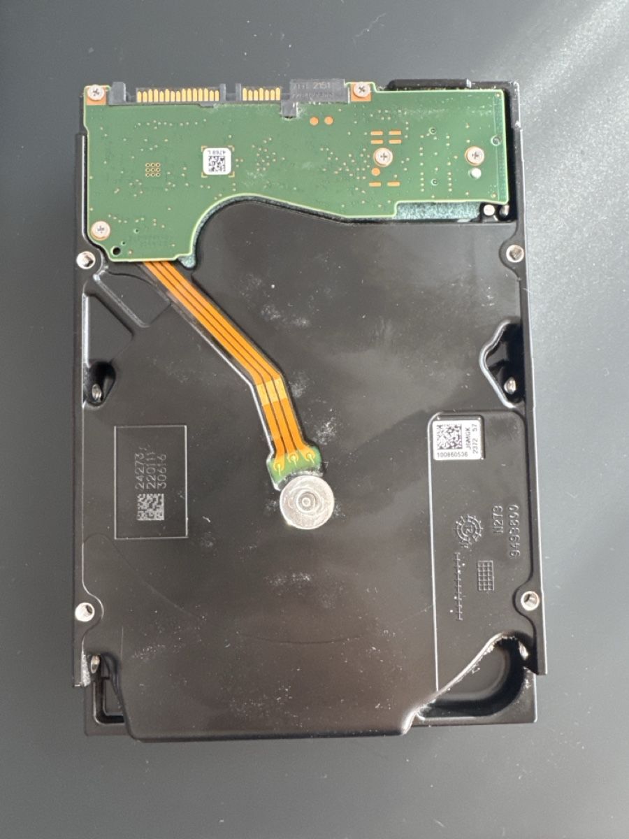 Seagate Exos X18 16TB HDD disco rigido - Ottimo stato! - Image 3