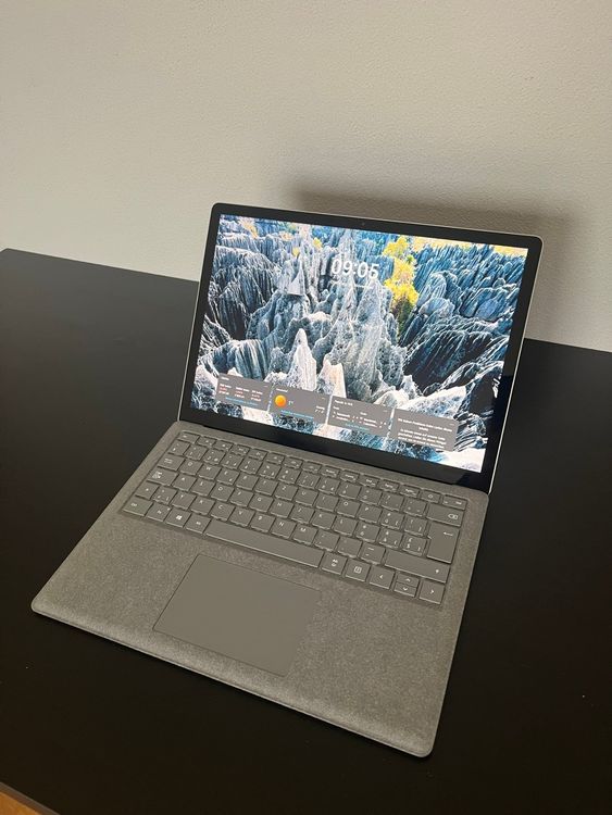 Microsoft Surface Laptop 2
