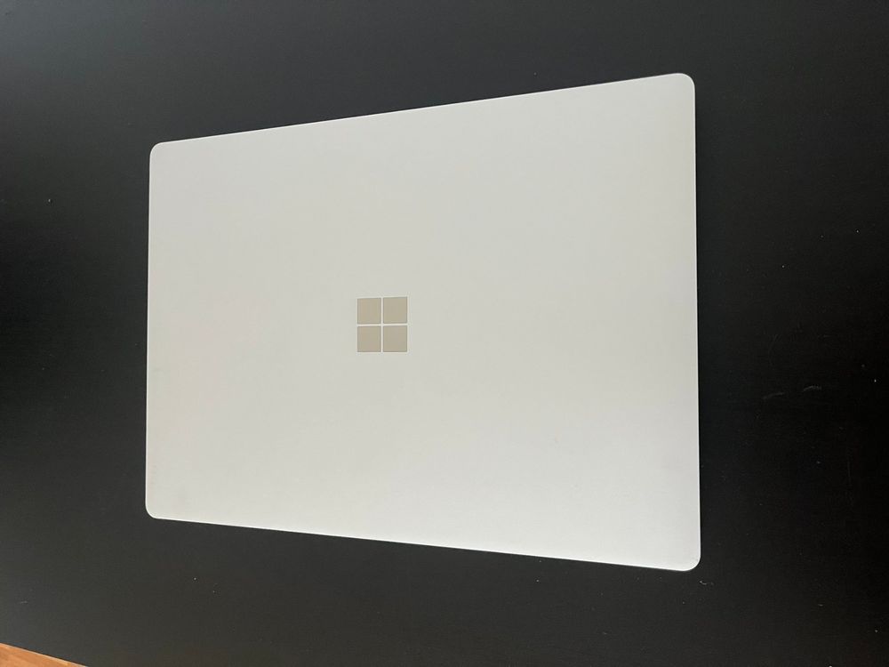 Microsoft Surface Laptop 2 - Image 2