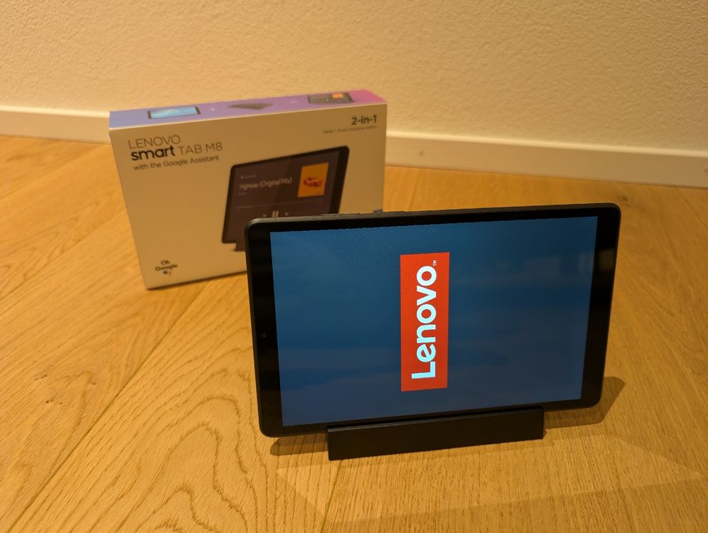 Lenovo Tab M8