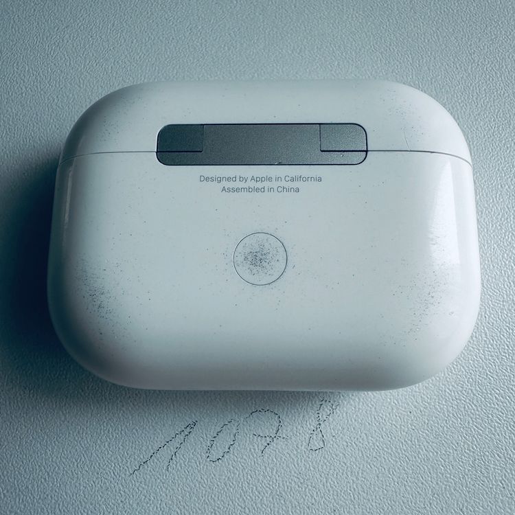Original Apple Ladecase MagSafe A2700 für AirPods Pro 2 Gen. - Image 2