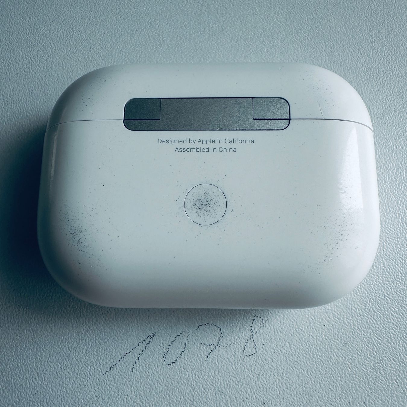 Original Apple Ladecase MagSafe A2700 für AirPods Pro 2 Gen. - Image 3