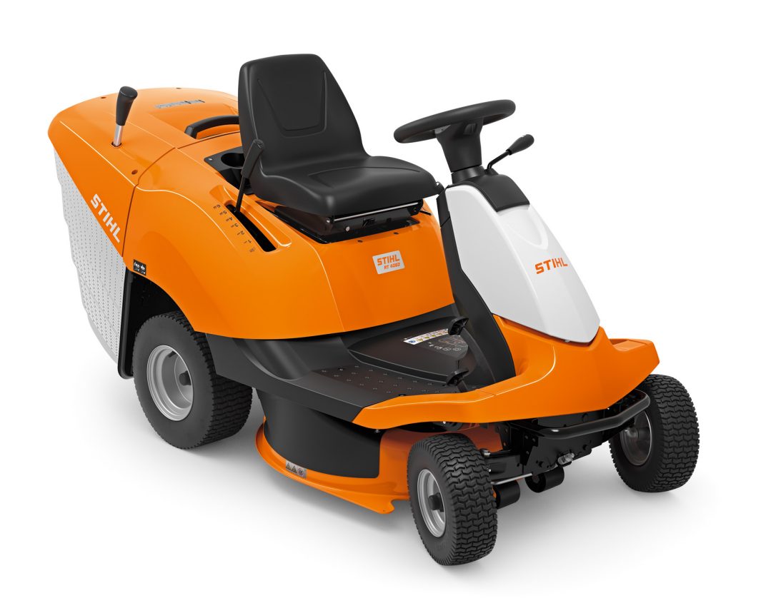 Trattorino rasaerba Rider Stihl RT4082